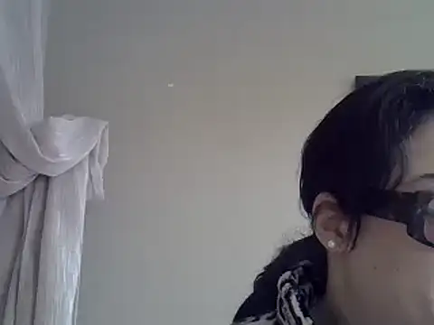 ITALIANASISIXX online show from January 2025 12:55:01 PM