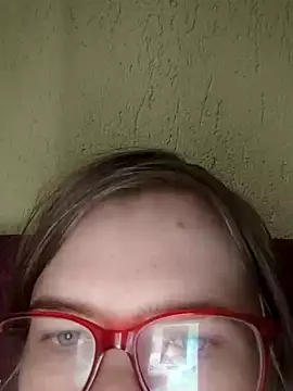 Moonolighta online show from October 2025 08:37:01 AM