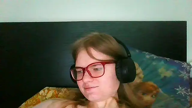 Moonolighta online show from May 2026 09:15:01 AM