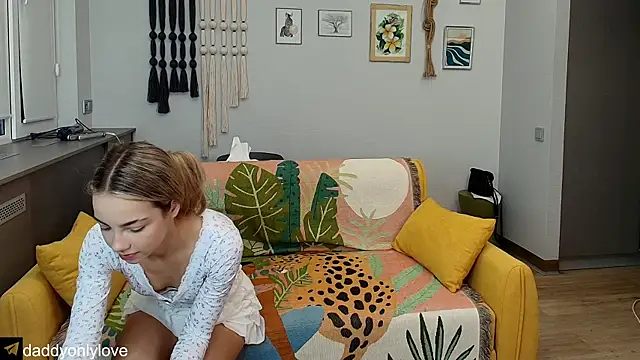 daddyonlyloveme online show from September 2025 08:19:01 PM