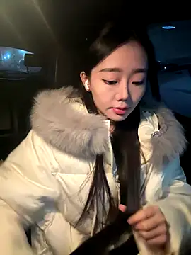 jiajia L online show from November 2025 04:07:02 PM