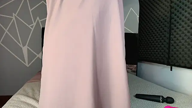 karlamoon23 online show from February 2026 08:54:01 PM