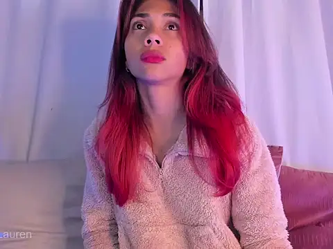 Laurenn 2 online show from November 2025 03:35:01 PM