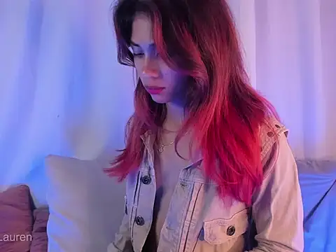 Laurenn 2 online show from November 2025 03:29:02 AM