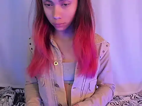 Laurenn 2 online show from November 2025 03:23:01 AM