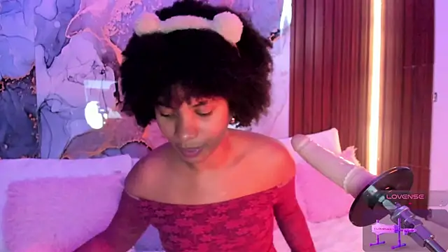 Lolalewis777 online show from October 2025 08:31:02 PM