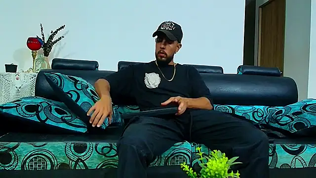 Snapshot of DaveSoldier chatting on September 2025 06:41:01 AM DaveSoldier online show from September 2025 06:41:01 AM