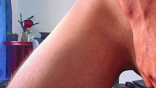 Snapshot of DaveSoldier chatting on October 2025 04:29:02 PM DaveSoldier online show from October 2025 04:29:02 PM