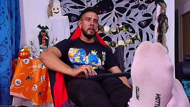 Snapshot of DaveSoldier chatting on November 2025 04:26:02 AM DaveSoldier online show from November 2025 04:26:02 AM