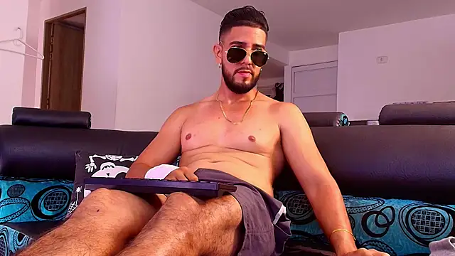 Snapshot of DaveSoldier chatting on November 2025 02:32:02 PM DaveSoldier online show from November 2025 02:32:02 PM