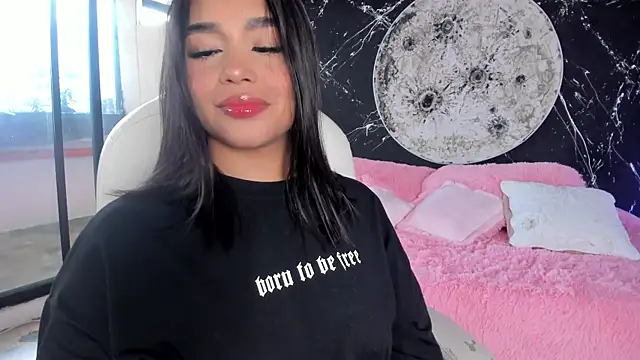 ShaniaDaniels online show from November 2025 07:35:02 PM