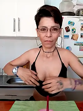 Snapshot of Lulypsicologasexual chatting on October 2025 01:19:01 PM Lulypsicologasexual online show from October 2025 01:19:01 PM