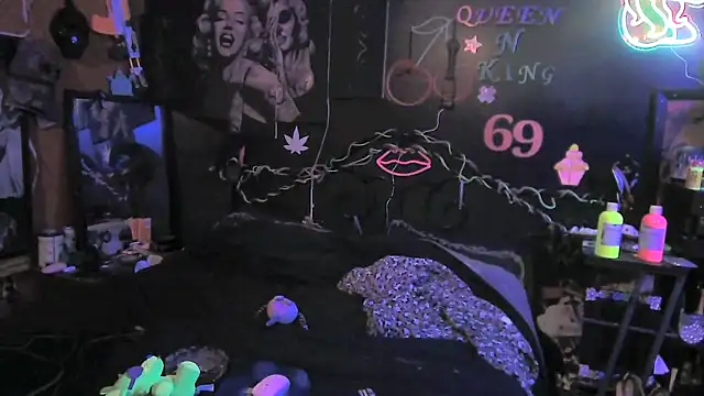 Splash Queen420 online show from February 2026 05:39:02 AM