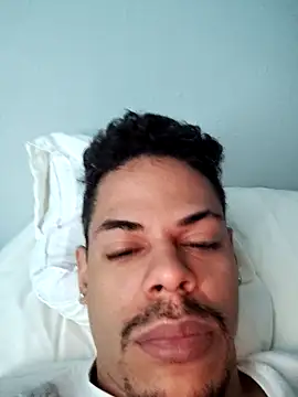 Yasel69 online show from April 2026 12:28:02 PM