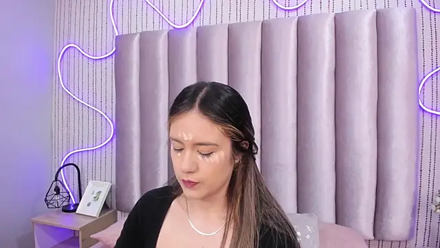 SamanthaPeachss online show from November 2025 12:06:01 PM