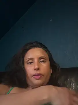 Angelaarayexx online show from April 2026 05:11:01 AM