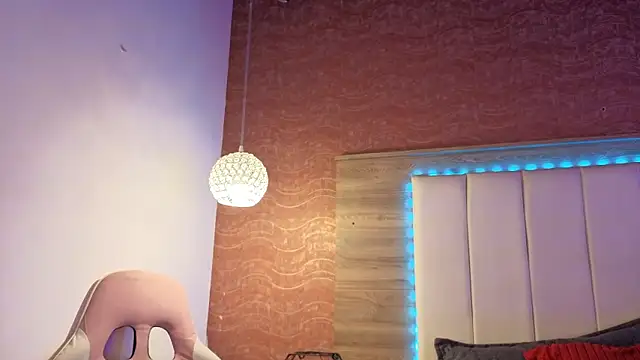 AgnesIvanova online show from February 2026 06:44:02 PM