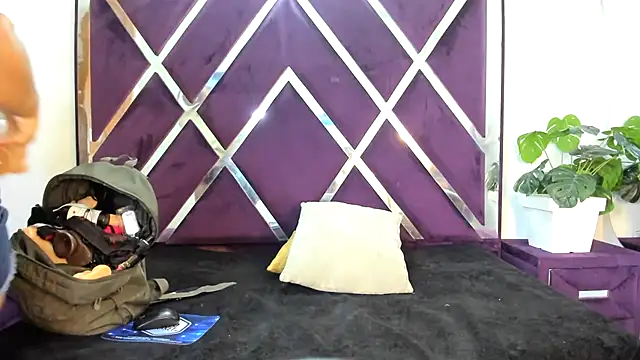 arielasm online show from July 2026 11:48:02 AM