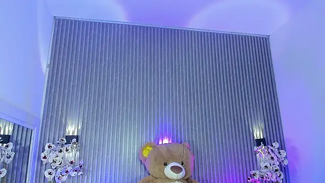 MaddyGray  online show from February 2026 11:19:01 AM