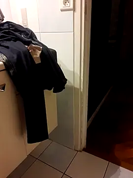 romeobravohotel online show from January 2026 11:30:02 PM