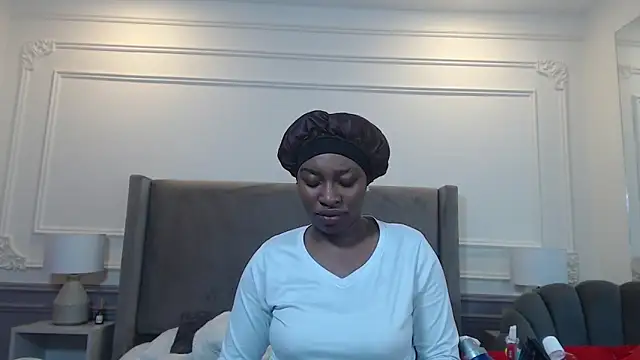 NatashaSilver online show from November 2025 01:11:01 PM