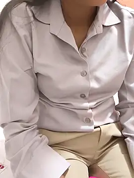 Shalu G online show from November 2025 12:50:02 PM