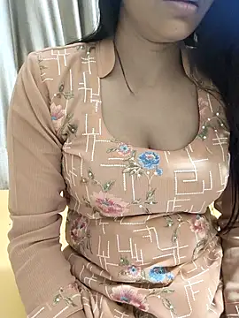 Shalu G online show from March 2026 12:43:02 PM