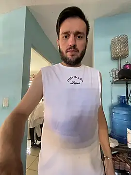 Alexitho25 online show from January 2026 07:19:02 PM