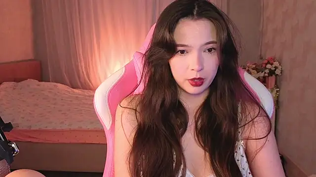 Snapshot of yuna_sunshy chatting on May 2026 12:17:02 AM yuna sunshy online show from May 2026 12:17:02 AM