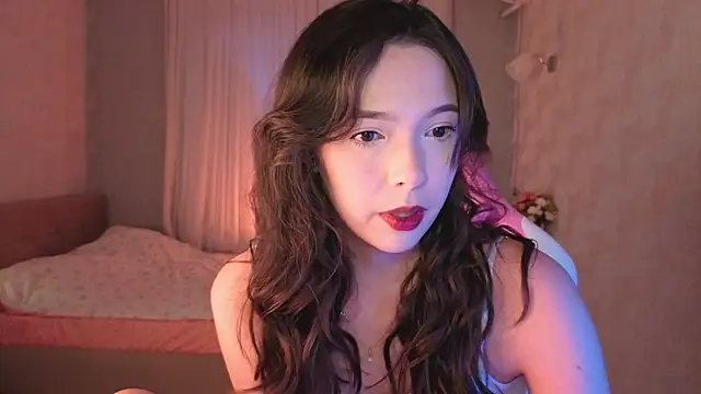 Snapshot of yuna_sunshy chatting on June 2026 12:23:01 AM yuna sunshy online show from June 2026 12:23:01 AM