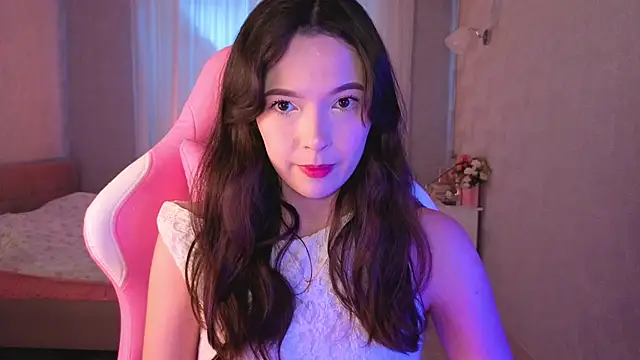 Snapshot of yuna_sunshy chatting on June 2026 01:28:02 AM yuna sunshy online show from June 2026 01:28:02 AM