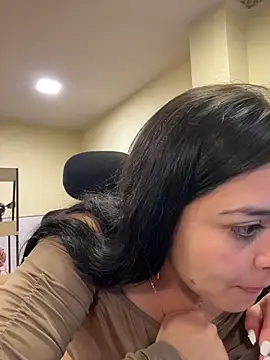 Emily Rivers  online show from March 2026 01:39:01 PM