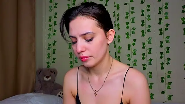 Snapshot of Forever_Smiler chatting on August 2026 09:06:02 PM Forever Smiler online show from August 2026 09:06:02 PM