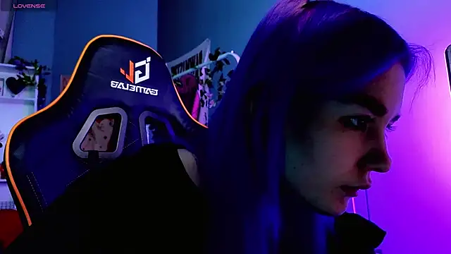 Kiara Dream online show from November 2025 09:14:02 PM