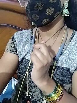 Snapshot of Varsha21 chatting on September 2025 07:10:02 AM Varsha21 online show from September 2025 07:10:02 AM