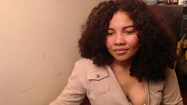 Snapshot of madelene chatting on May 2026 03:01:01 AM madelene online show from May 2026 03:01:01 AM