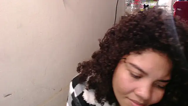 Snapshot of madelene chatting on May 2026 01:34:01 AM madelene online show from May 2026 01:34:01 AM