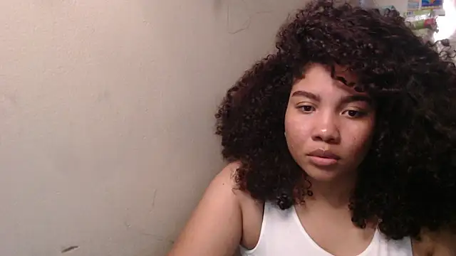 Snapshot of madelene chatting on May 2026 01:22:02 AM madelene online show from May 2026 01:22:02 AM