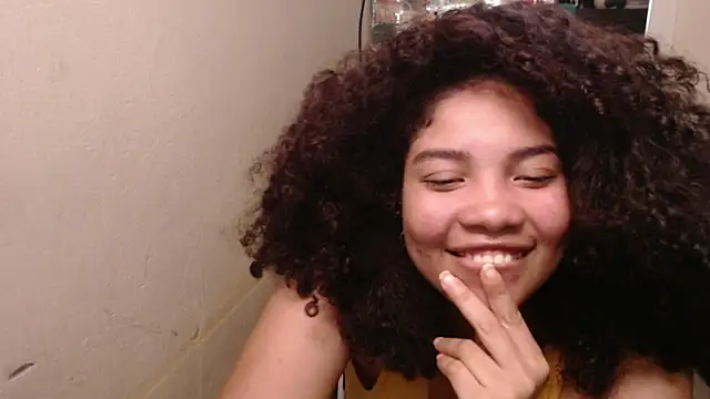 Snapshot of madelene chatting on May 2026 02:18:02 AM madelene online show from May 2026 02:18:02 AM