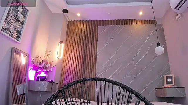 emma  rose1 online show from November 2025 02:22:01 AM