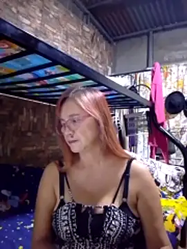 SexyHottMom online show from April 2026 01:01:01 PM