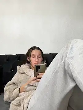 Emilia Mausi online show from March 2026 08:47:02 PM