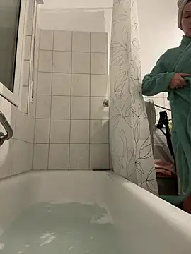 Emilia Mausi online show from March 2026 08:26:02 PM