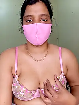 Rose-luckey online show from January 2026 06:50:01 AM