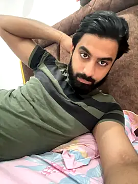 hottestboy03 online show from October 2025 06:28:02 PM