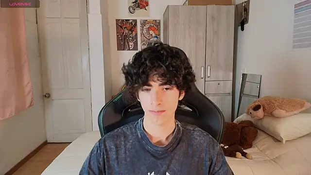 Nude Boy18 online show from April 2026 02:53:02 AM