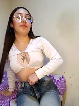 StefaniaFoxx  online show from April 2026 04:34:01 AM