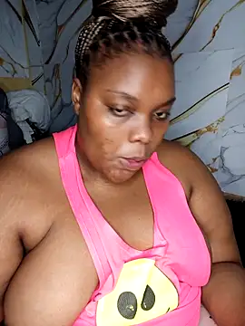 Snapshot of chubbybbw18 chatting on April 2026 07:47:01 AM chubbybbw18 online show from April 2026 07:47:01 AM