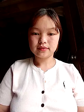 XoiXoi232 online show from November 2025 08:36:02 AM