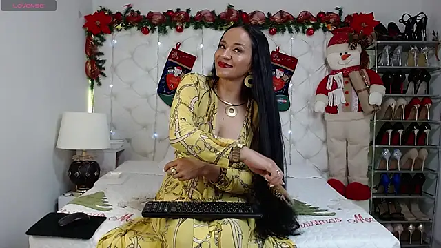 yury m2  online show from December 2025 02:43:02 AM